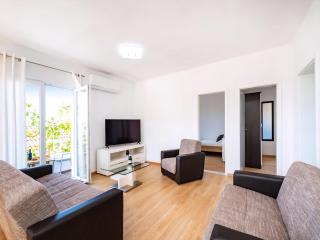 Maia Lena Drei Zimmer Wohnung - Maslenica - 2