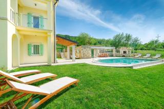 Villa Demetra mit zauberhafter Aussicht, 8 Personen, Infinity Pool, Billiard, Tischtennis - Motovun - 8