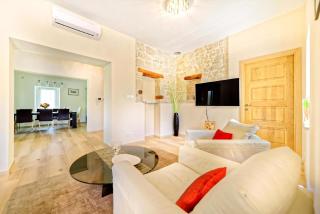 Villa Demetra mit zauberhafter Aussicht, 8 Personen, Infinity Pool, Billiard, Tischtennis - Motovun - 3