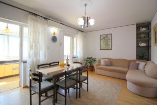 Ferienwohnung Gina mit Terraße, Grill und Liegen - Poreč - 9