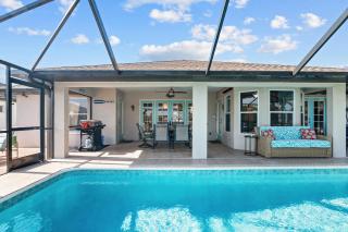 Luxury Villa Bermuda - South Facing Heated Pool Waterfront Property - Cape Coral - 5