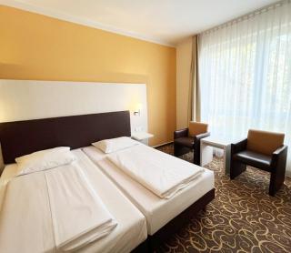 Parkhotel Green Garden - Bad Hersfeld - 3