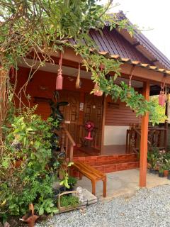 K Khan Garden at Chiang Khan Walking Street - 5