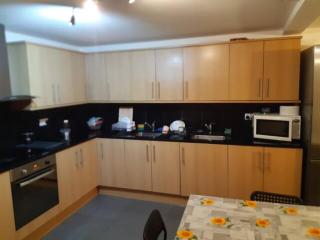 Double room in A Specious House in Seven Sisters - London - 2