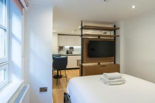 PREMIER SUITES Edinburgh Fountain Court - 9