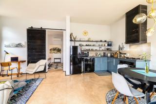 Modern Santa Fe Baca Railyard Apartment with Terrace - Santa Fe - 2
