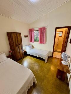 Casa com cachoeiras e contato com a natureza - 4