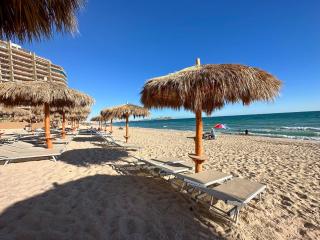 Paradise Found Luxe 2BR Condo in Iconic Location - Puerto Peñasco - 8