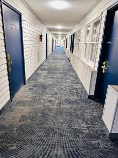 Regency Inn Hudson - Hudson - 8