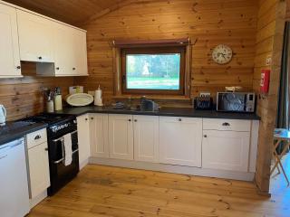 Woodpecker Lodge - Market Rasen - 7