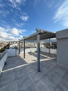 M&H and their friends B - 1