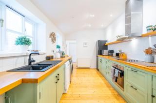 Sybil Cottage 4 - 5