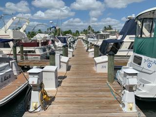 Beautiful Marina View - Cape Coral - 4