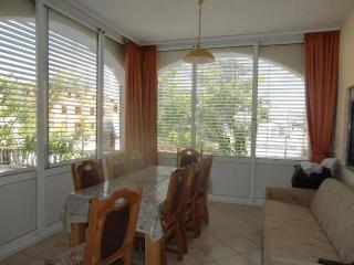 Apartment Mit Großer Terrasse Im Obergeschoss - Vir - 5