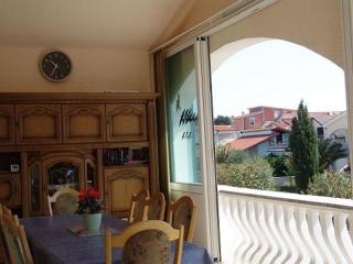 Apartment Mit Großer Terrasse Im Obergeschoss - Vir - 2