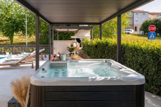 Schönes Appartement Mala 4 Mit Pool - Funtana - 4