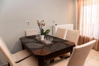 Spacious And Stylish House Near Beautiful Beaches - Karousádes - 1