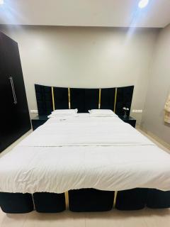 Lavish premium 2bhk jublee hills Apollo - Haiderabad - 5