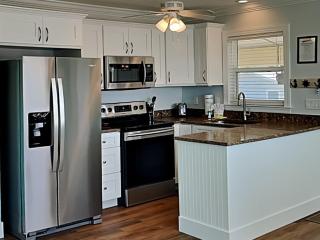 The Tides Retreat - Fort Myers Beach - 4