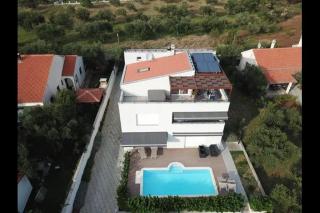 Ferienwohnung Mit Gemeinschaftspool Und Garten - Sveti Filip i Jakov - 1