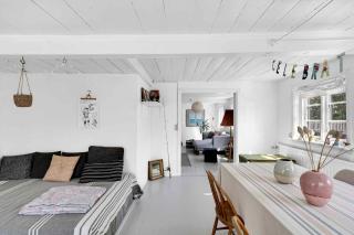 Charming House Near The Sea - Svaneke - 5
