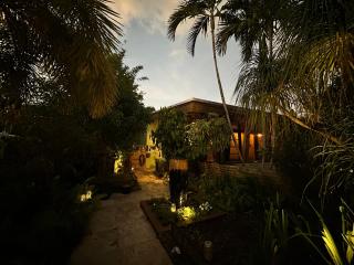 Relaxing 3br Oasis W Saltwater Pool In Hollywood - 8