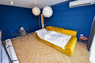 Blue Moon - One Bedroom - Romana Square - 4