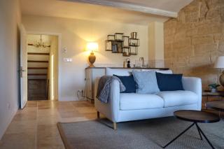 La Grande Bourgade-Authentique Maison en Pierre avec Terrasse Climatisation au Cœur d'Uzès - Uzès - 3