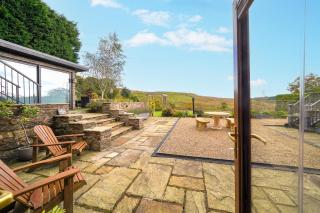 Cadshaw Country Views - 1