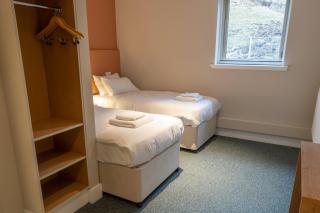 An Spiris Accommodation at Dundreggan Rewilding Centre - 9