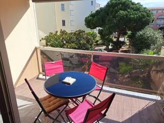 Hélios 32, T2 climatisé, parking, 500m plage - Cap d'Agde - 3