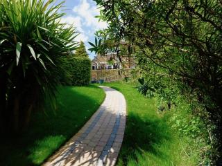 Duck Lodge B&B with Hot Tub - Pyecombe - 5