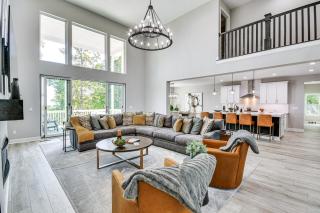 Luxe Black Mountain Manor on 15 Acres! - Black Mountain - 8