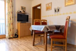 Ferienwohnung Mit Zwei Schlafzimmern Und Balkon - Weißenstadt - 7
