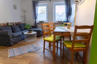 Ferienwohnung Mit Balkon Und Zwei Schlafzimmern - Weißenstadt - 0