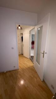 Charmant studio à Paris - Courbevoie - 3