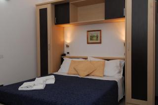 Hotel Ambasciata - Cesenatico - 5