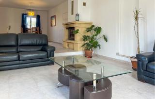Pet Friendly Home In Vers-Pont-Du-Gard - Vers-Pont-du-Gard - 9