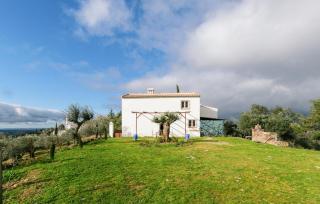 4 Bedroom Amazing Home In Constantina - Constantina - 2