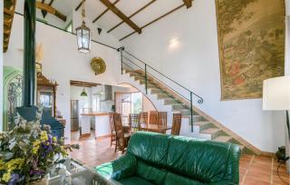 4 Bedroom Amazing Home In Constantina - Constantina - 8