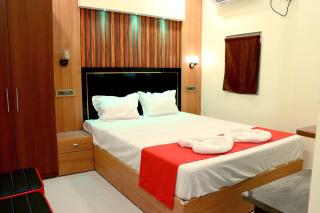 Golden view hotel - Jangli Ghāt - 3
