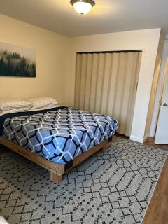 Cozy 3-Bed Retreat in Fairbanks - Fairbanks - 5