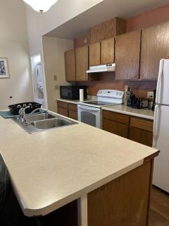 Cozy 3-Bed Retreat in Fairbanks - Fairbanks - 2