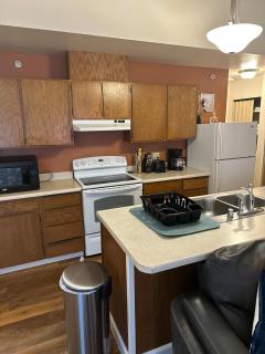 Cozy 3-Bed Retreat in Fairbanks - 1