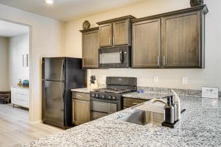 Hike, Sightsee and Explore Home in Colorado Springs - 4