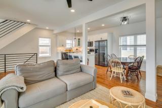 The Kraken Wildwood Townhome half Mi to Beach! - Wildwood - 7