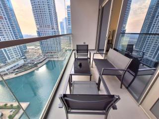 Jumeirah Lake Towers Stunning lake view Apartment MBL Royal Managed by SunnyHomes - Dubai - 0