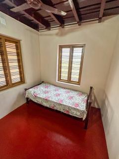 River View Home Stay - 7