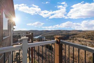 Panoramic Penthouse at SDC - Branson - 2