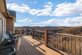 Panoramic Penthouse at SDC - Branson - 0